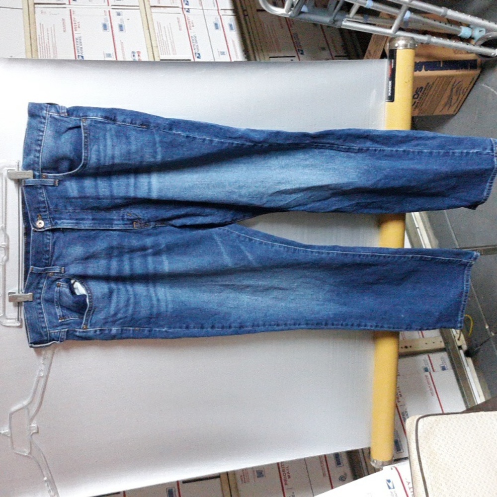Cremieux Size 40x30 Jean's (SKU N63)